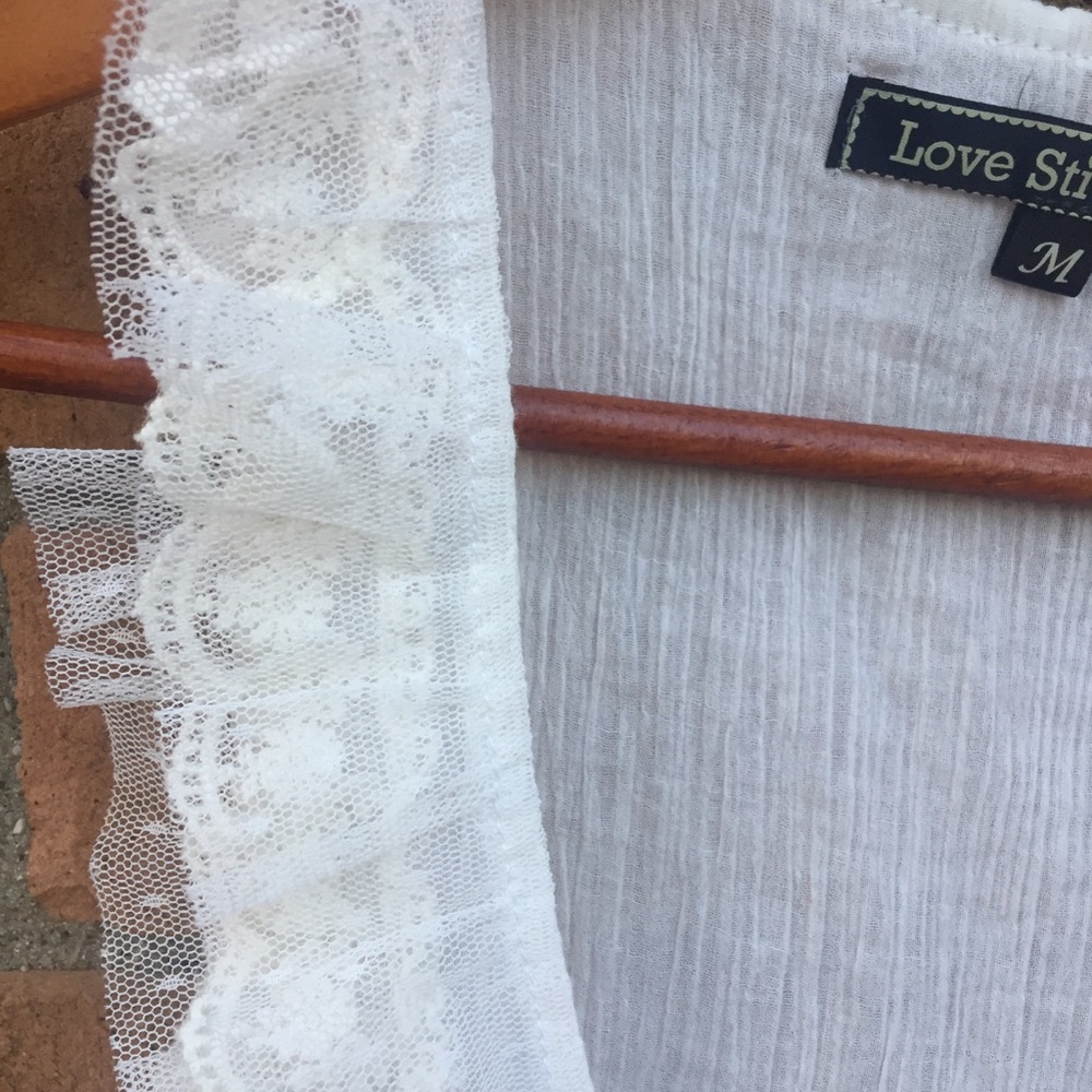 LACE TOP - Picture 3 of 7